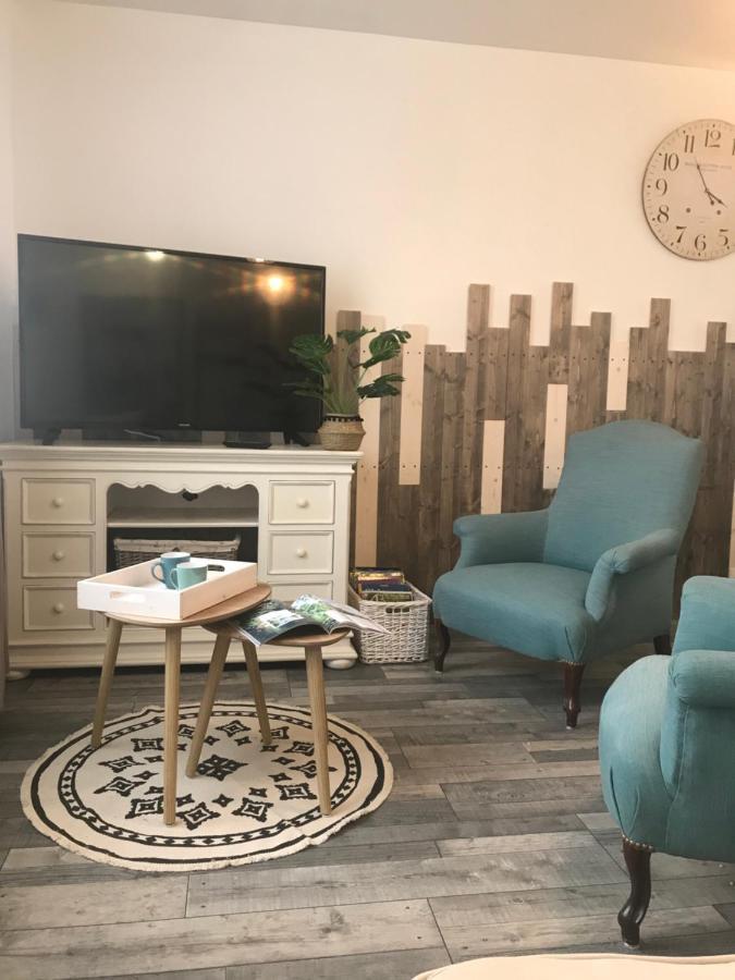 Maison 4 Chambres Jardin Et Parking Déols エクステリア 写真